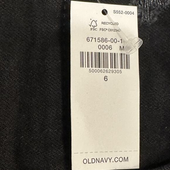 Old Navy Women's Size 6 Black Jack Boyfriend Shorts Distressed Cuffed Hem Summer - Picture 10 of 13